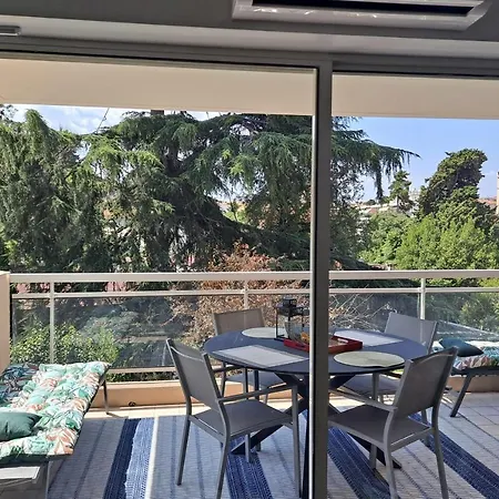 Henri Camille Re - Passy 2 -beautiful One Bedroom Swimming Pool And Parking Semesterbostad *