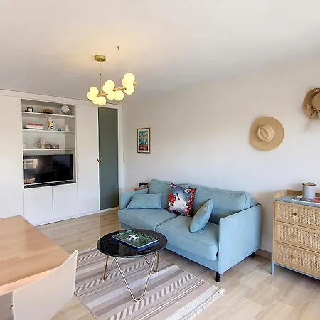 Feriehus Henri Camille Real Estate -beautiful One Bedroom Swimming Pool And Parking